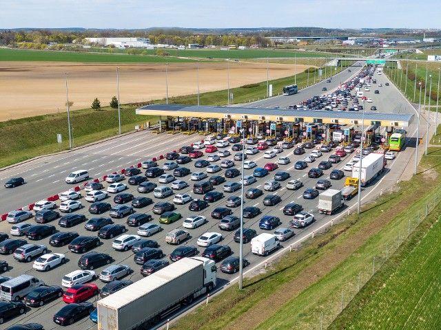 Płatne autostrady w Polsce – koszty przejazdu A1, A2, A4 